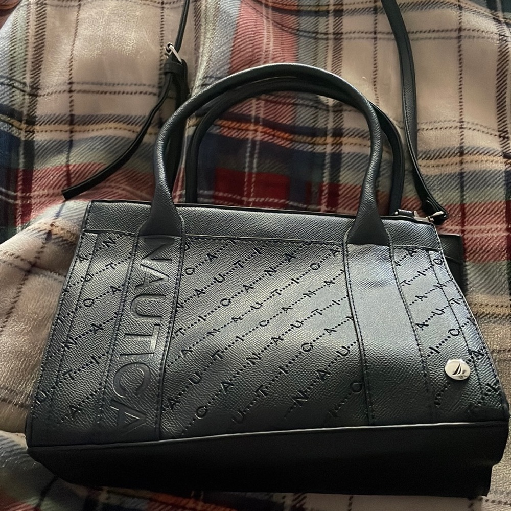 Nautica black purse brand new.